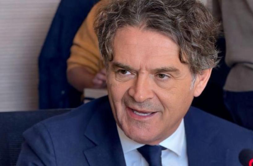 Primarie del centrosinistra, la proposta di Amati: &laquo;Mi piacerebbe vedere in corsa Decaro&raquo;