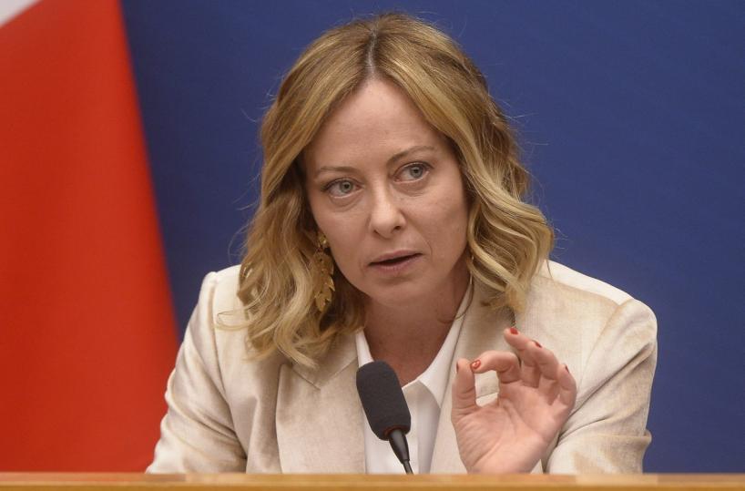 Meloni “Drastico calo degli sbarchi, l’immigrazione si può governare”
