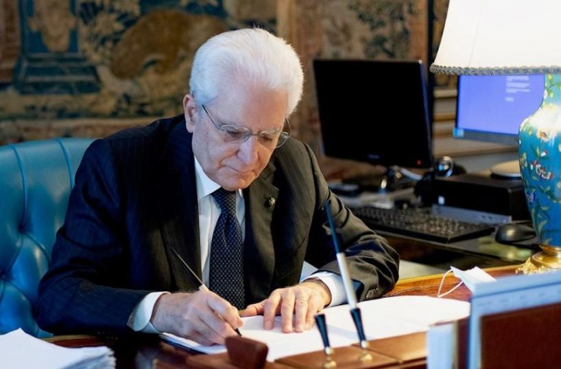 Festa di San Francesco, Mattarella promulga la legge ma chiede correttivi: “Aspetti critici, c’è anche Santa Caterina”