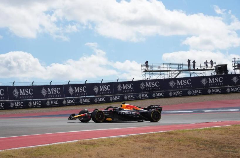 Verstappen in pole ad Austin davanti a Norris, terzo Leclerc