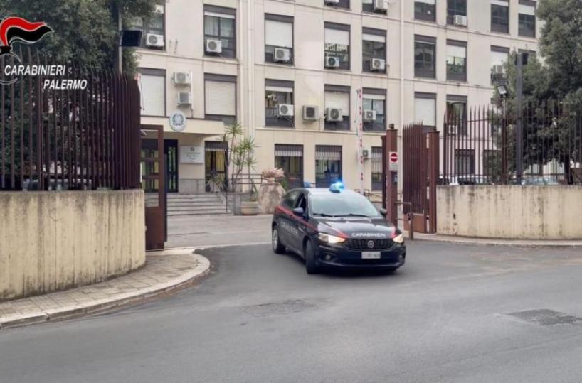 Abusi sessuali sui figli minori, arrestata coppia nel palermitano