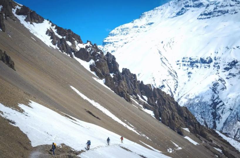 Farnesina, contattati i 5 alpinisti di Como in Nepal, stanno bene