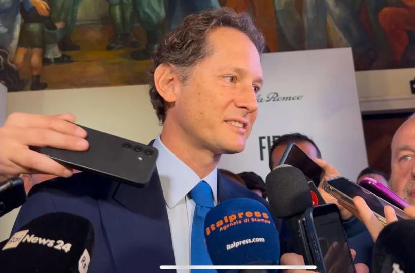 Stoccata Elkann “Piloti Ferrari pensino a guidare e parlino meno”