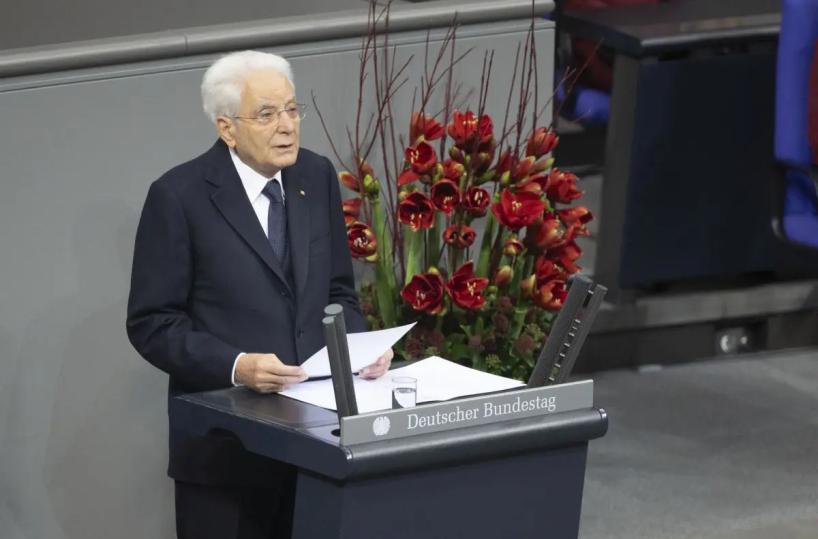 Mattarella “All’orizzonte nuovi Dottor Stranamore che amano la bomba”