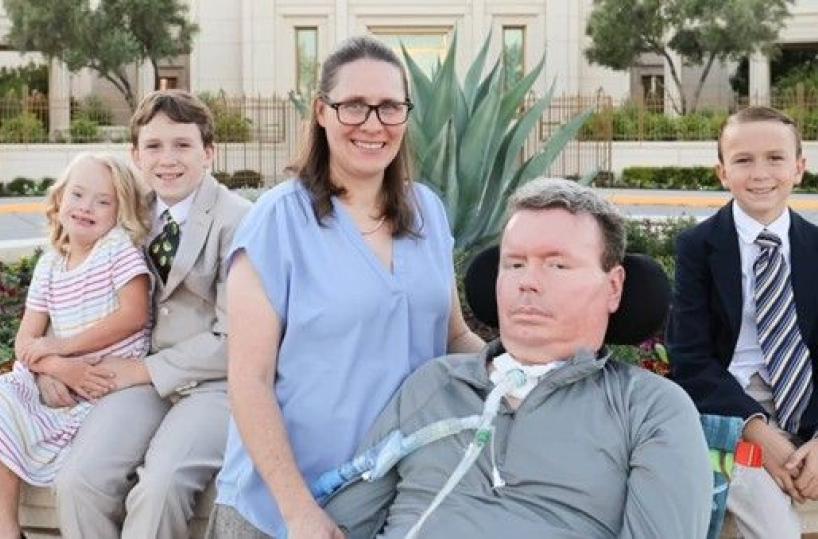 Musk “Neuralink traduce in testo i pensieri dei pazienti con problemi neurologici”