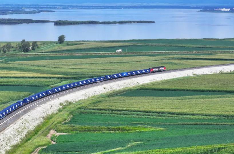 Ministero Esteri Cina “Pronti a rafforzare cooperazione economica con UE”