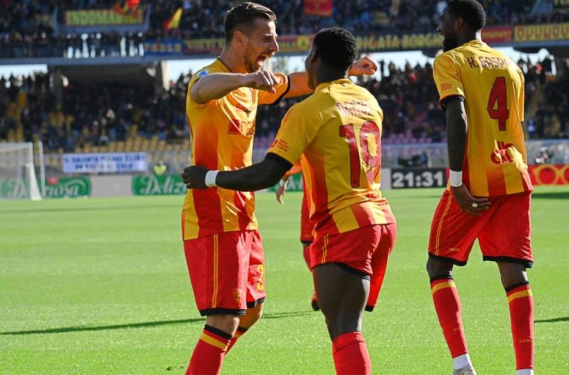 Il Torino si sveglia tardi e sbaglia un rigore, il Lecce vince 2-1