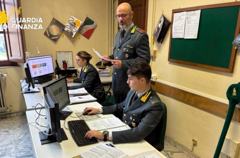 Sequestro beni per 400 mila euro a famiglia di imprenditori della nautica a Lucca