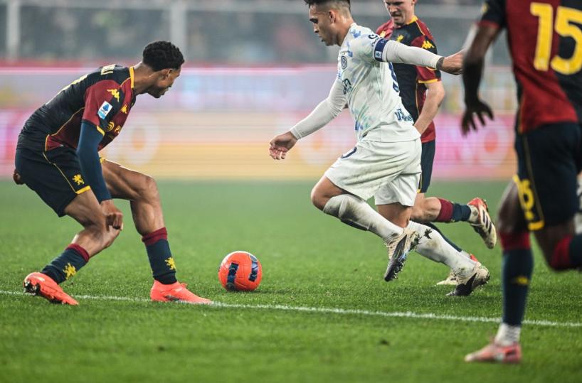 L&rsquo;Inter batte il Genoa 2-1 al &ldquo;Ferraris&rdquo; ed &egrave; sola in vetta