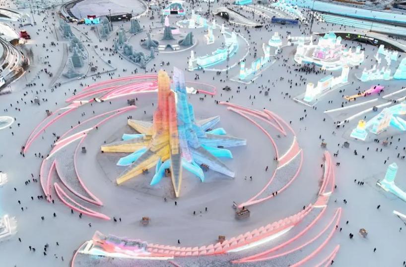 Cina, nello Heilongjiang il pi&ugrave; grande parco al mondo a tema ghiaccio e neve