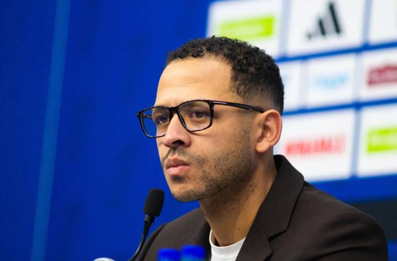 Rosenior nuovo allenatore del Chelsea, contratto fino al 2032