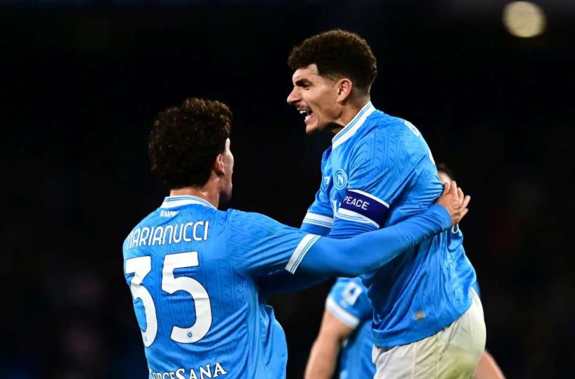 Il Napoli rallenta la corsa scudetto, l&rsquo;Hellas sfiora il colpaccio