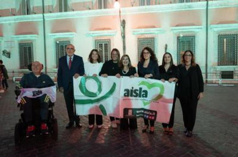 Malattie rare: Aisla, monumenti illuminati di verde per Giornata nazionale Sla