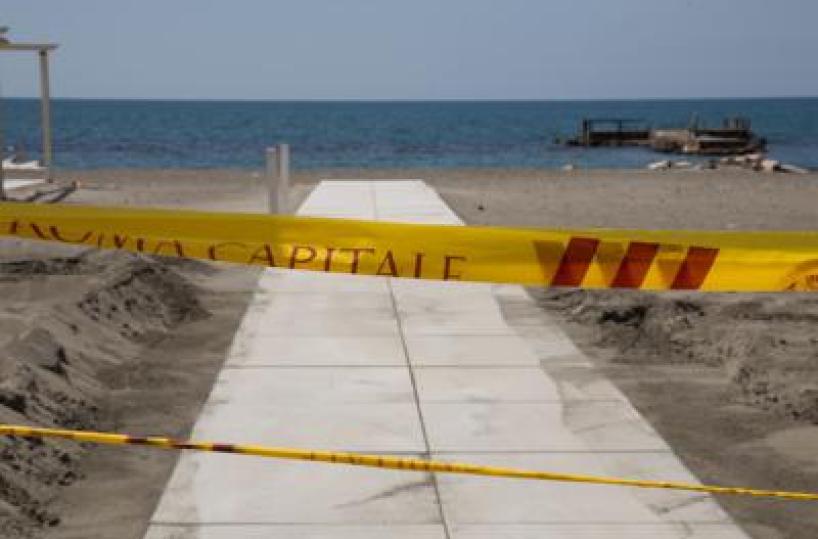 La stagione nera del 'Mare di Roma', a Ostia e Castelporziano presenze in calo del 20%
