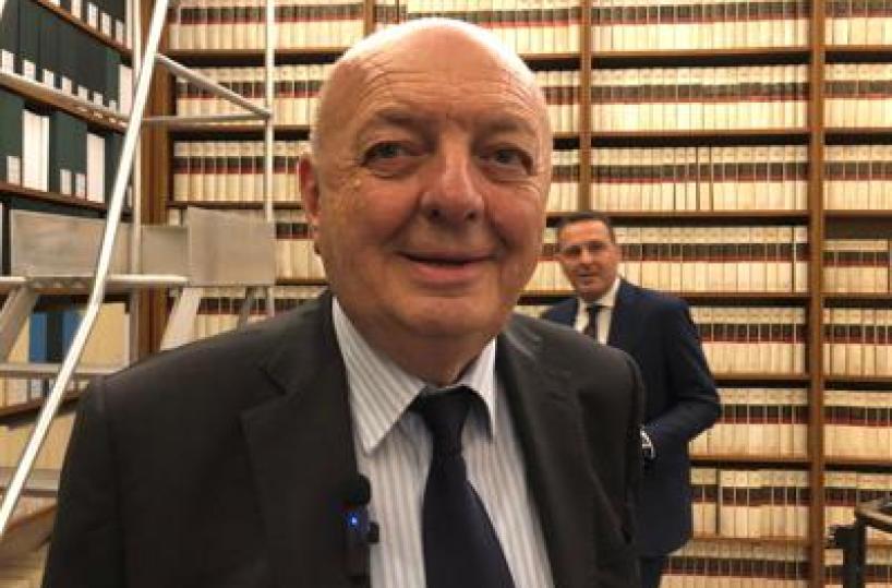Auto, Pichetto: "Bene incentivi per elettrico, ma percorso lungo"