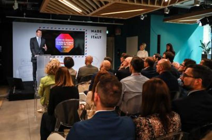 Amazon, da provincia a clienti nel mondo, 45% pmi su negozio on line ha sede in zone rurali
