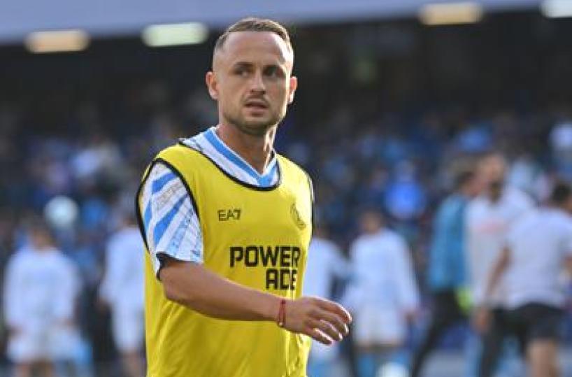 Napoli, infortunio per Lobotka