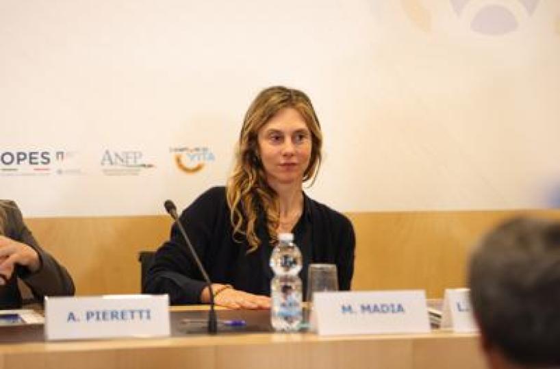 Bullismo, Madia: "Rapporto giovani con smartphone sempre più prematuro e incontrollato"