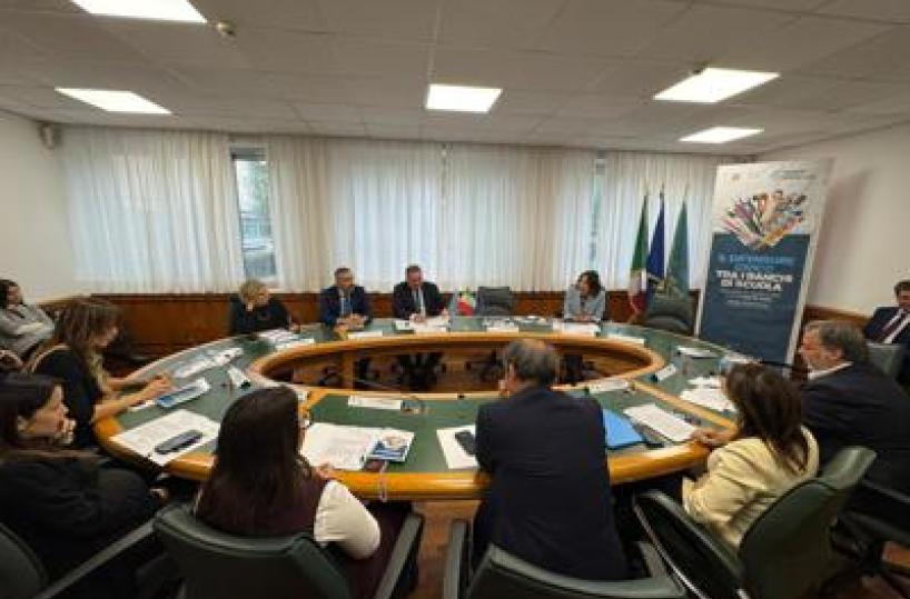 Formazione, alla Regione Lazio torna 'il difensore civico sui banchi di scuola'