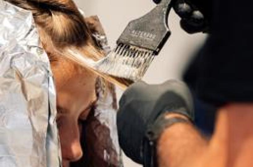 Lavoro, hair-stylist interprete di fiducia: per il 61% delle donne i capelli sono strumento di empowerment