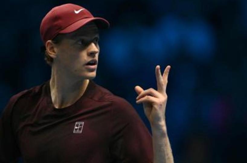 Tennis, Sinner sempre favorito alle ATP Finals, Alcaraz lo insegue