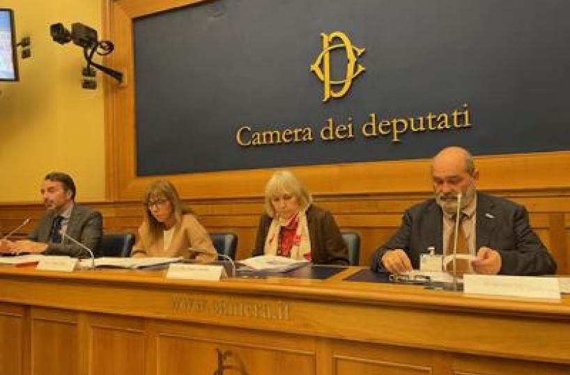 Sanità, neurologo Gasperini: "Intergruppo sclerosi multipla per dare risposte ai pazienti"