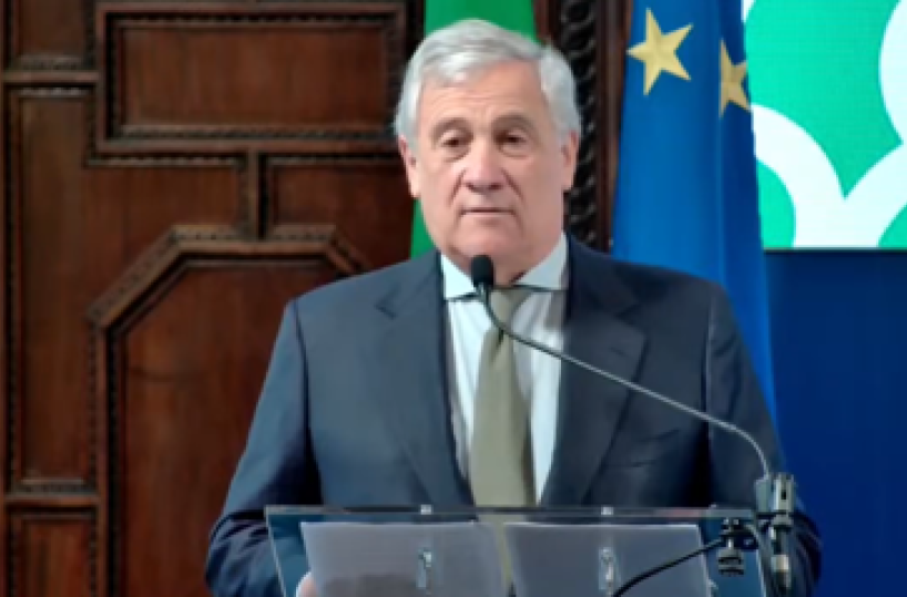 Tajani: "Lingua italiana sia strumento di pace e di crescita economica"