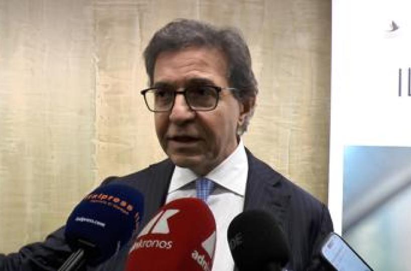 Tumori, De Laurentiis: "Non c'è un solo cancro ma molte malattie, carta identità va definita subito"