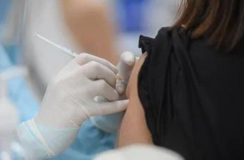 Vaccini, Tafuri (UniBa): "Aggiornare calendario con nuove immunizzazioni come anti-Rsv"