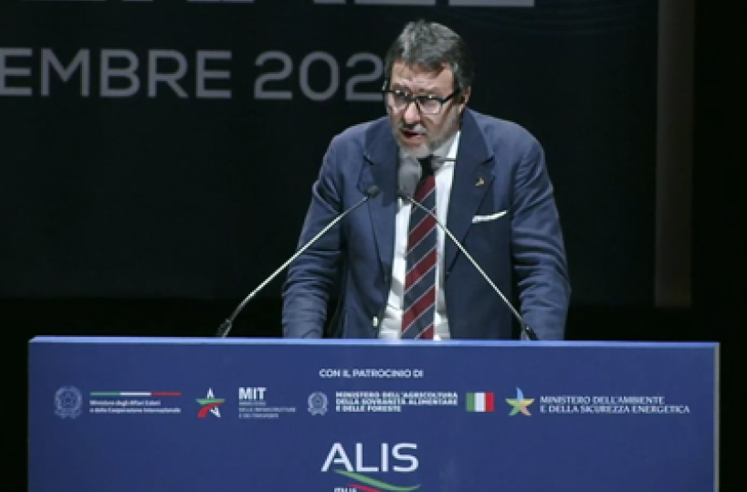 Porti, Salvini: "Entro Natale riforma governance in Cdm"