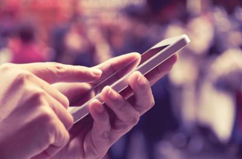 "Dagli influencer consigli medici fuorvianti e rischiosi", l'allarme degli scienziati