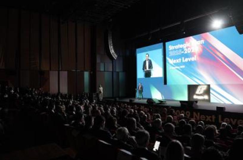 Fs, nel 2025 18 mld investiti, 241 mezzi consegnati e 35 mila treni riportati in orario