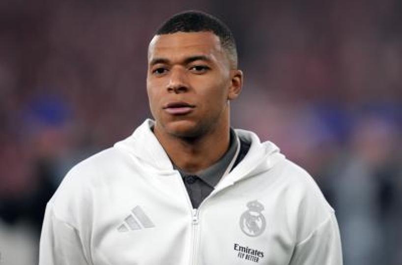 Psg condannato a pagare 61 milioni a Mbapp&eacute;