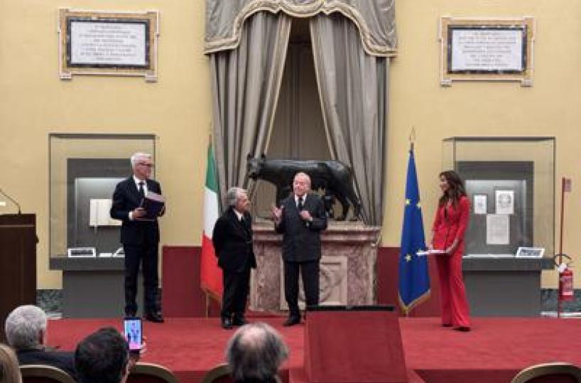 A Renato Brunetta il Premio Laurentum alla Carriera