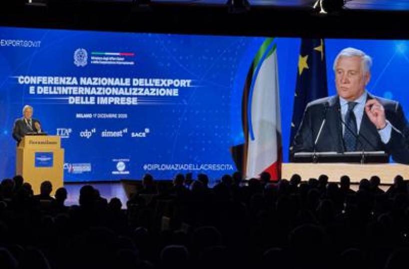 Tajani: "Export in crescita, 700 miliardi entro 2027"