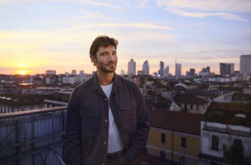 Pulsee luce e gas, Stefano De Martino &egrave; il nuovo testimonial