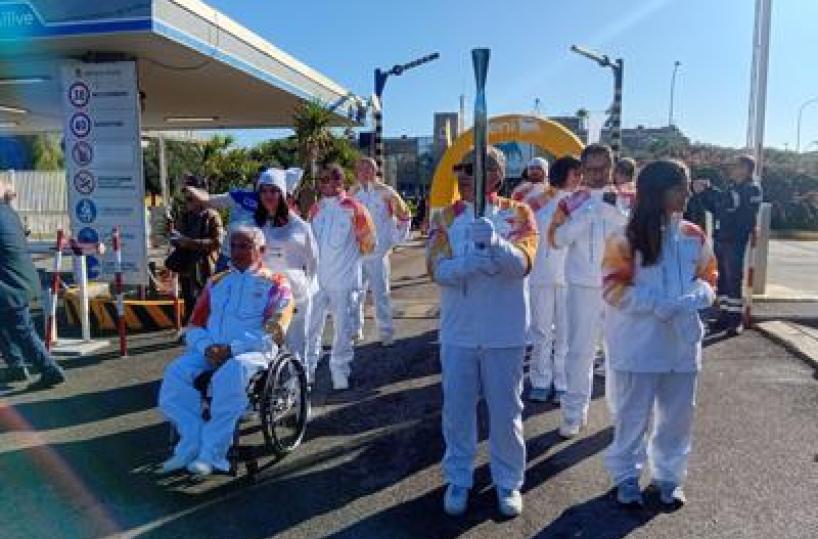 Milano-Cortina, Alburno (Eni): "Fiamma olimpica illumina bioraffineria Gela, legame azienda-territorio"