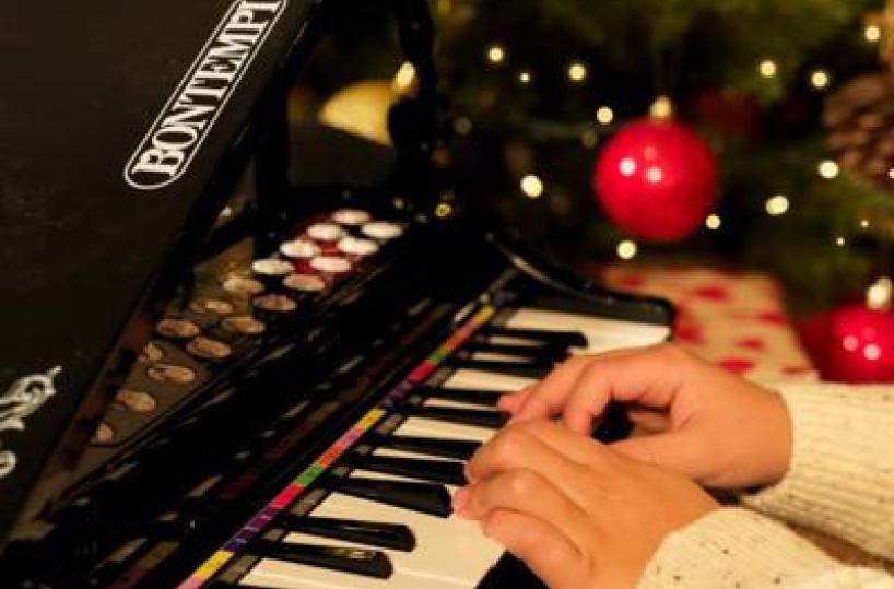 Addio a Paolo Bontempi, invent&ograve; la tastiera e port&ograve; la musica nelle case di tutti