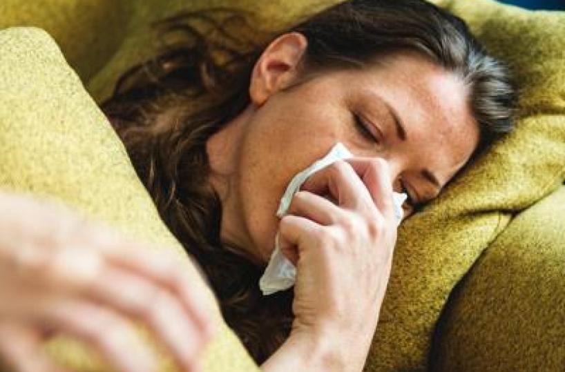 Influenza, aumentano ancora i casi: prevale variante K, gli ultimi dati