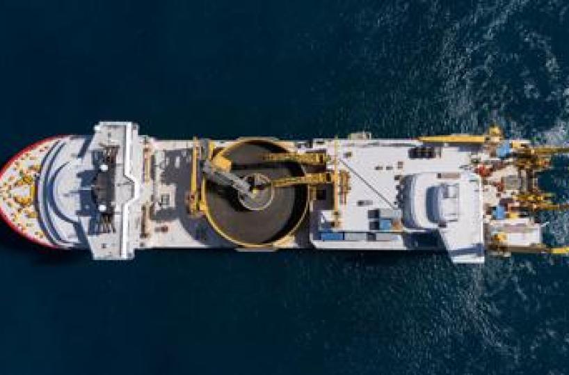 Tyrrhenian Link, Terna stabilisce un nuovo record mondiale nella posa di cavi elettrici sottomarini