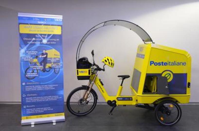Poste, nuovi prototipi di cargo e-bike per consegnare pacchi nei centri storici
