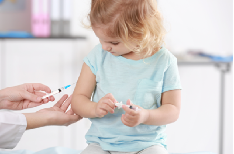 Vaccinazioni, pediatri: "Negli Usa il ritorno al passato mette a rischio i bambini"