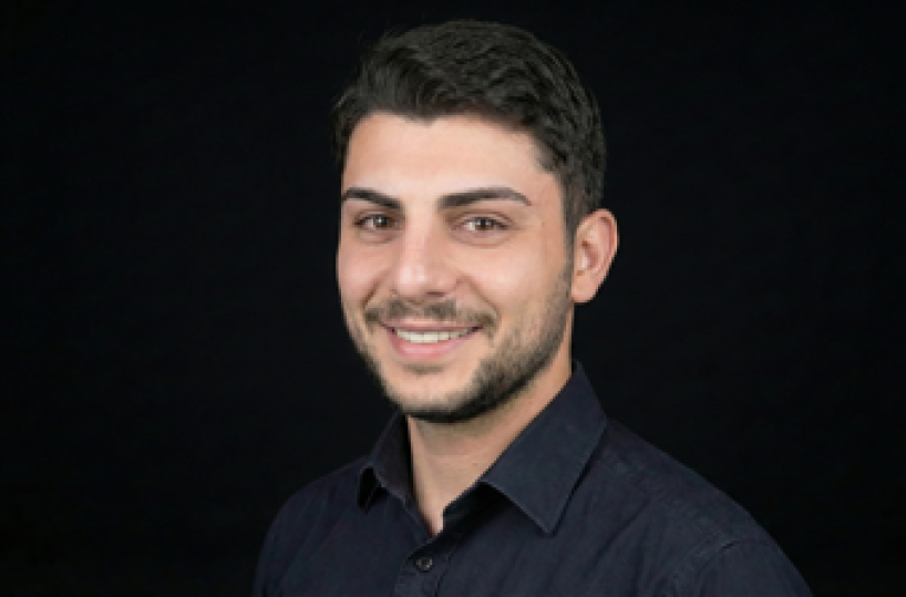 Shadow Ai: 68% dei dipendenti italiani la usa di nascosto, rischio milioni per le pmi