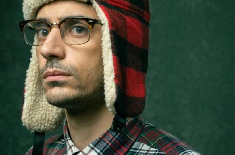 Mola di Bari, arriva Lundini: «Il mio show rock’n roll tra gag e improvvisazioni»