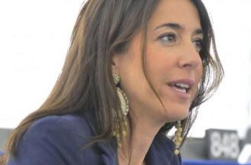 Licia Ronzulli