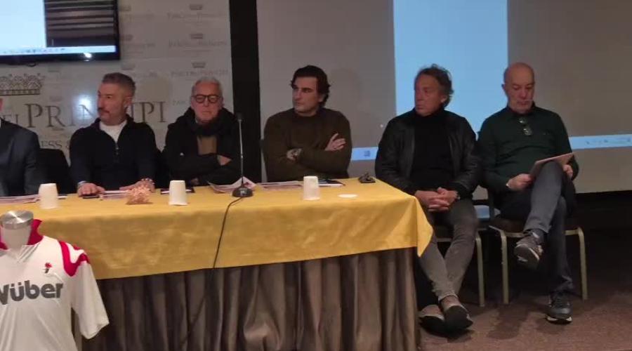 Bari calcio, presentata Asd Bari 93, la nuova realt&agrave; no profit nel nome di Igor Protti VIDEO