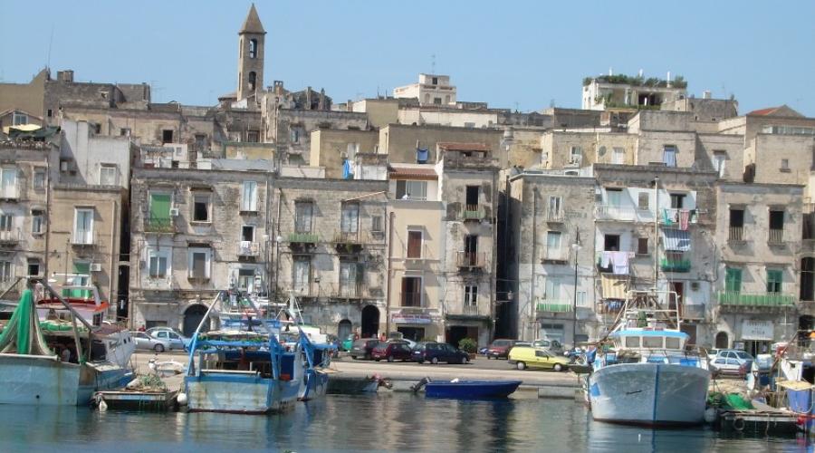 La citt&agrave; vecchia di Taranto non &egrave; un quartiere e basta: serve una modernit&agrave; rispettosa