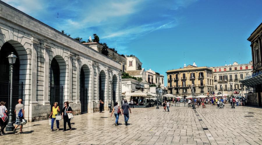 Cos&igrave; Bari vecchia &egrave; rinata senza la sua anima