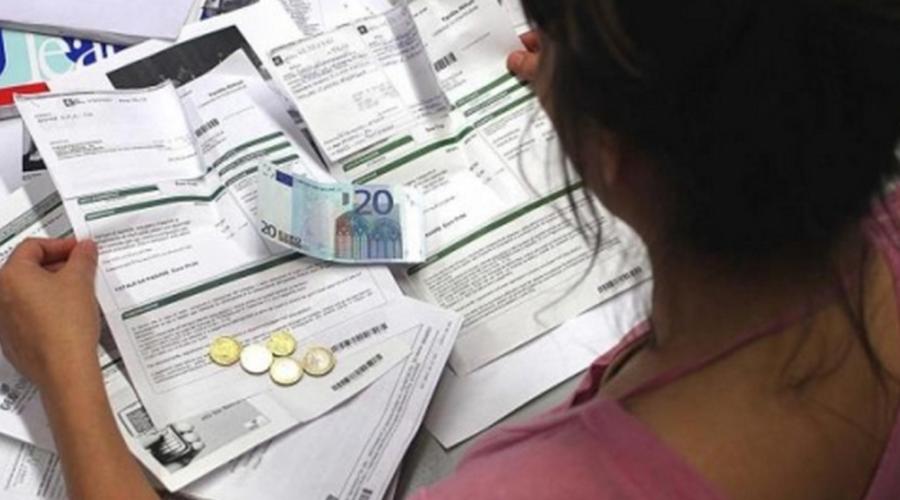 L&rsquo;incapacit&agrave; della politica di decidere sull&rsquo;energia: il caso del decreto bollette