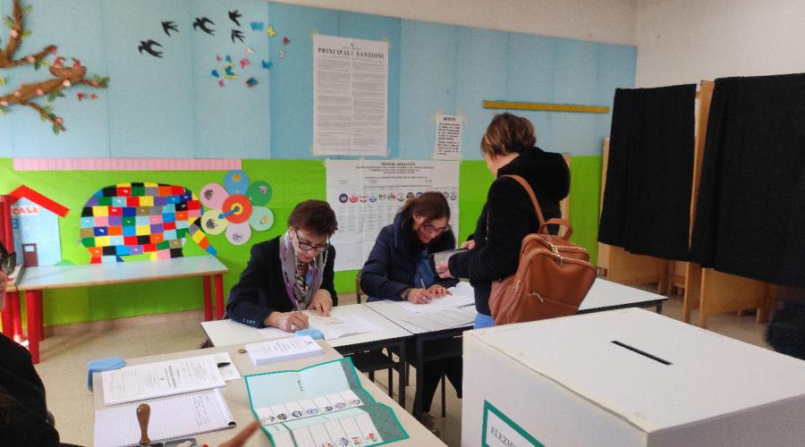 &Egrave; necessaria una legge elettorale per togliere potere ai partiti sulle preferenze dei cittadini